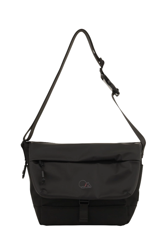 アイテム　ショルダーバッグ