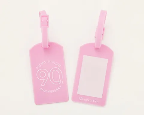 90thロゴ入りどこでもドアのネームタグ