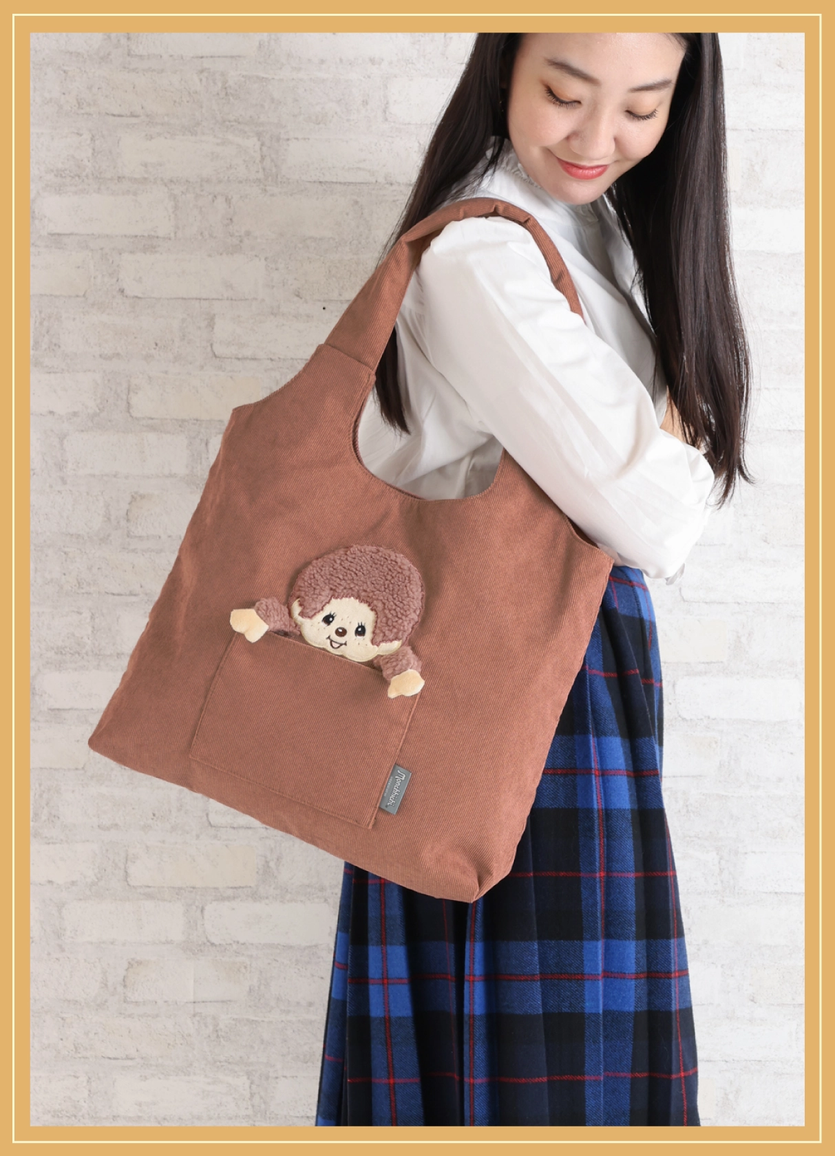 トートを持ったモデルカット