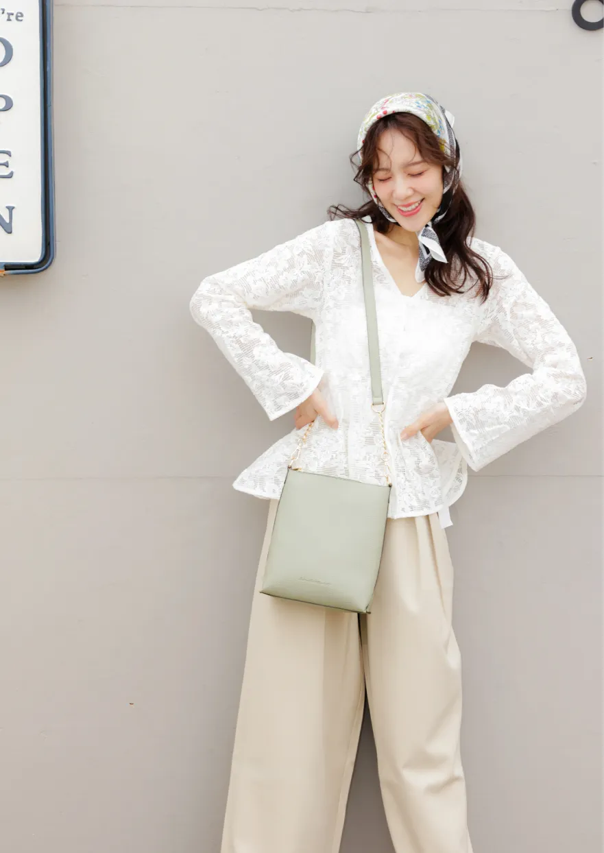 ライトグリーン