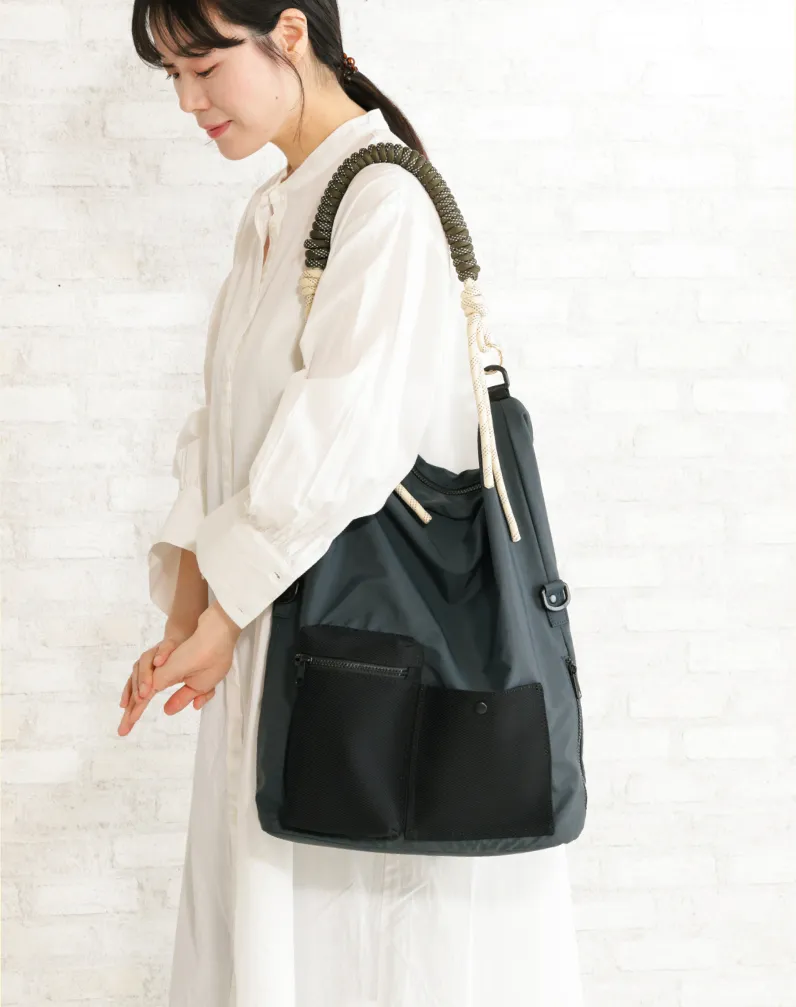 縦型2wayバッグモデルカット